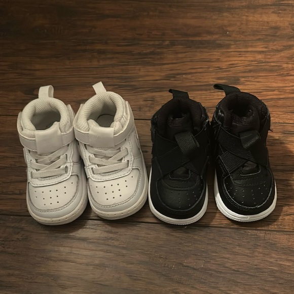 Baby Nikes - Picture 1 of 9